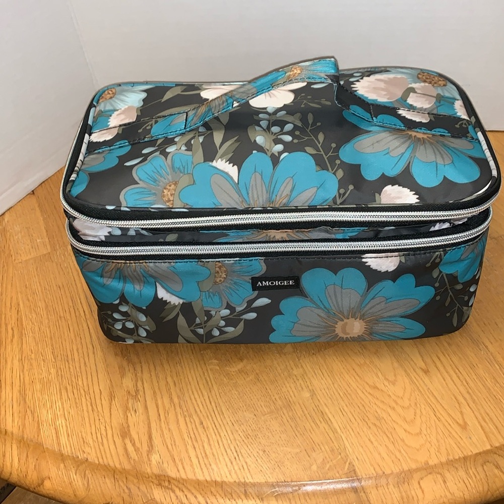 Amoigee travel bag